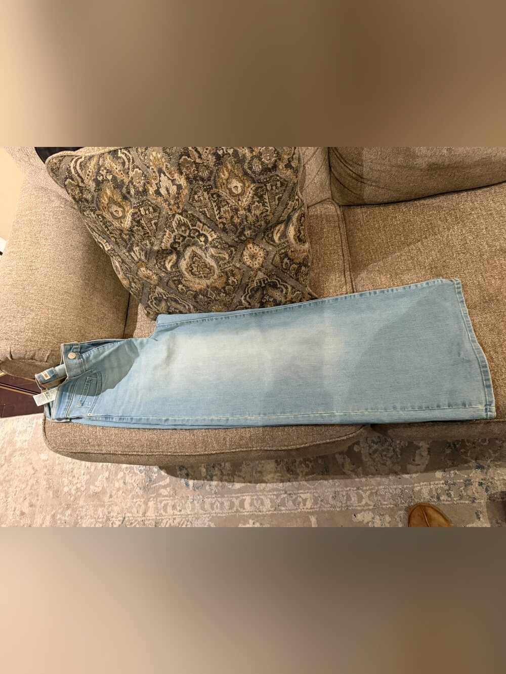 Levi's Men's Light Blue Straight Jeans